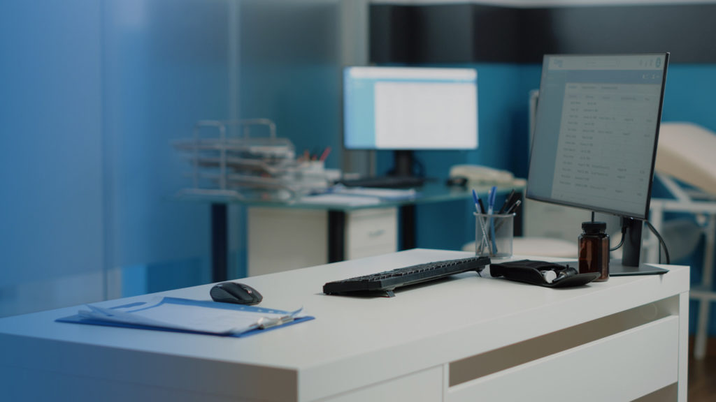 Imagem de um escritório médico, que simboliza o faturamento de contas médicas.